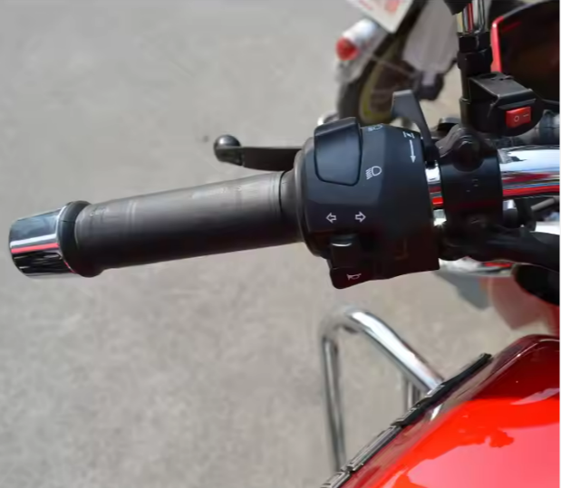 CARETECH CT-E043 Elcik Isıtma Motosiklet 2  Kademeli Isıtmalı Sarmalı Takım Motosiklet Gidon Evrensel